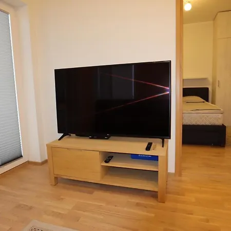 Aatrium Kinnisvara Kristalli Str Lounakeskuse Laehistel